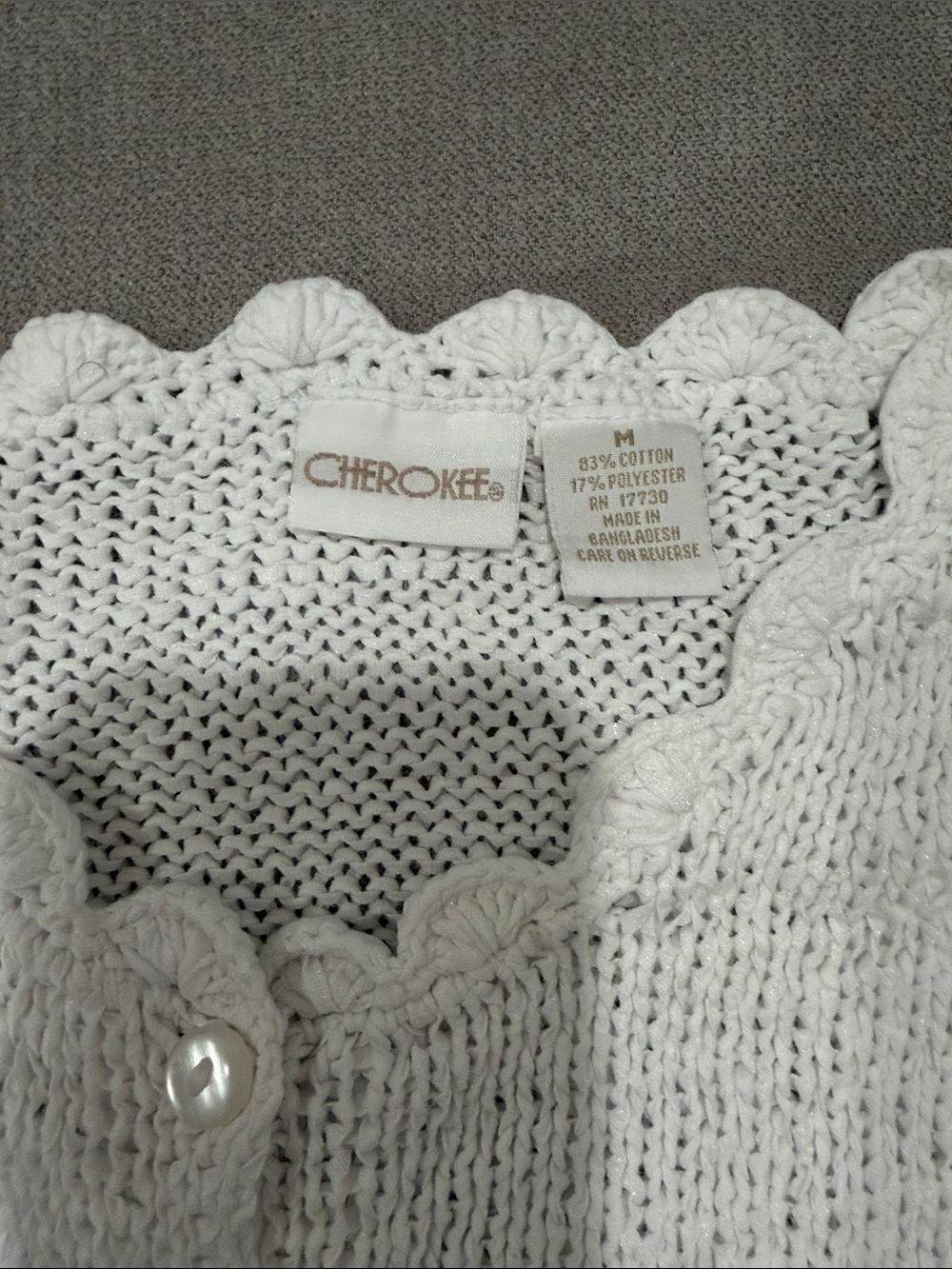 Cherokee White Scalloped-Edge Button cotton Cardigan - Picture 2 of 3